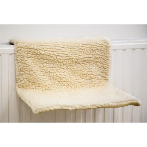 Beeztees Sheepskin Radiator Hammock 3 Beeztees Sheepskin Radiator Hammock